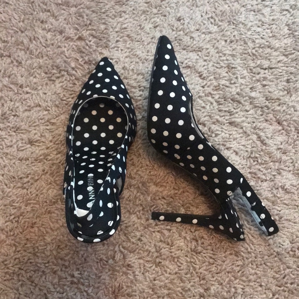 Black & white polka dot heels